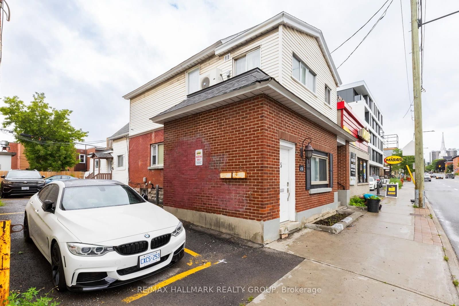 456 BRONSON Avenue, Unit 4 - Image 1