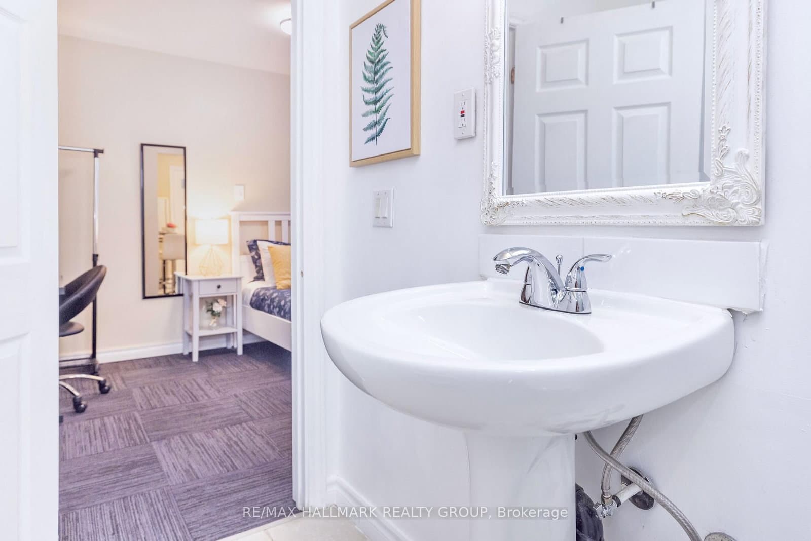 456 BRONSON Avenue, Unit 4 thumbnail 17