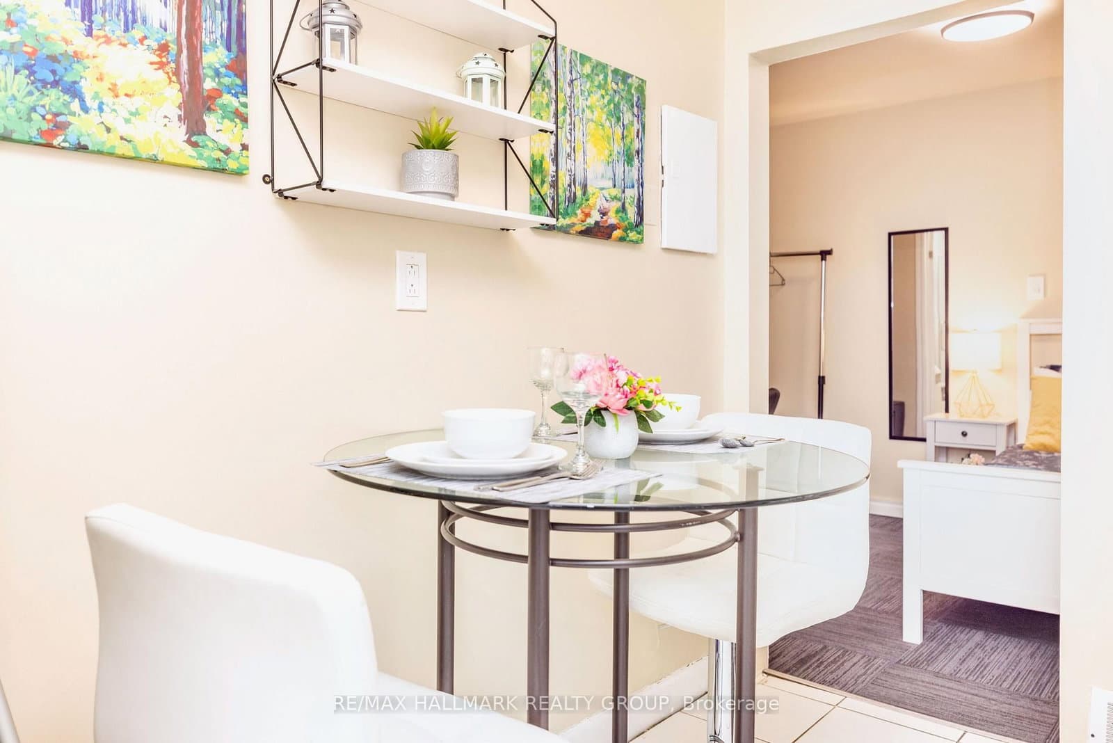 456 BRONSON Avenue, Unit 4 thumbnail 6
