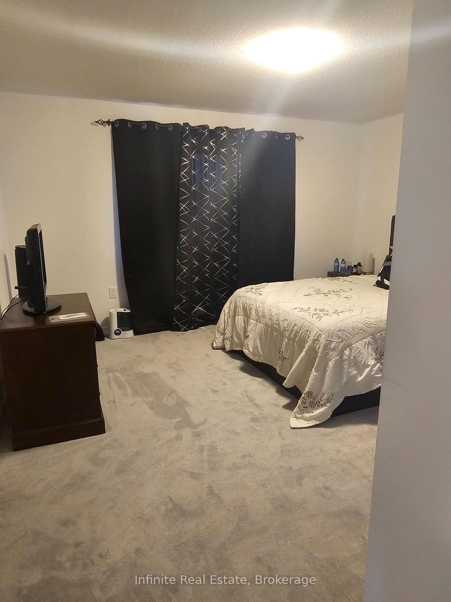 14 Doc Lougheed Avenue thumbnail 12