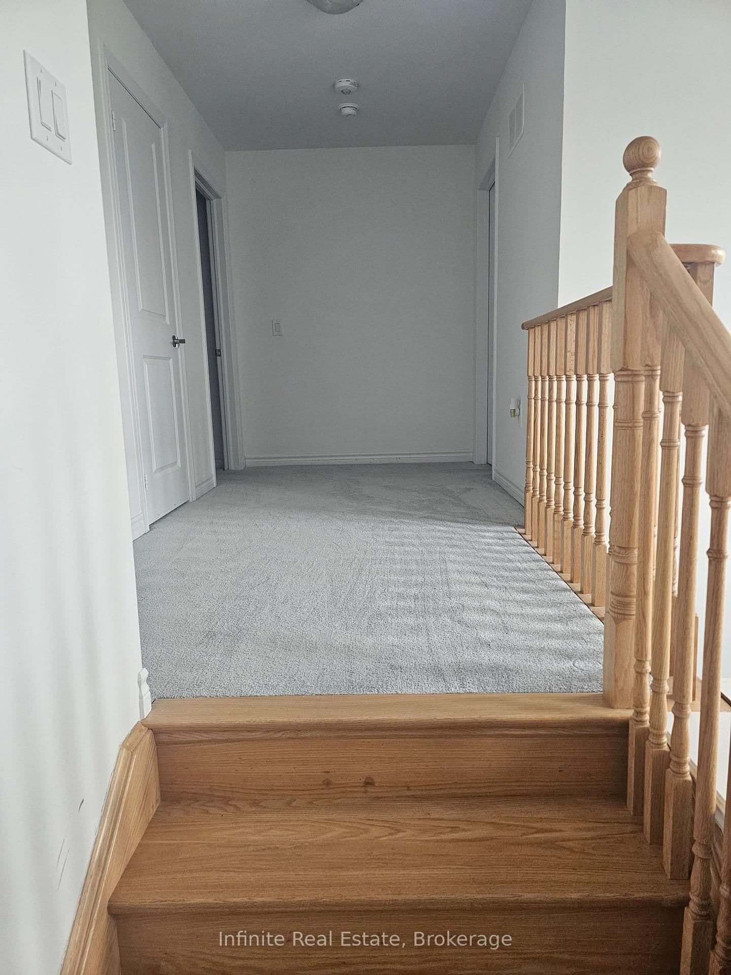 14 Doc Lougheed Avenue thumbnail 16