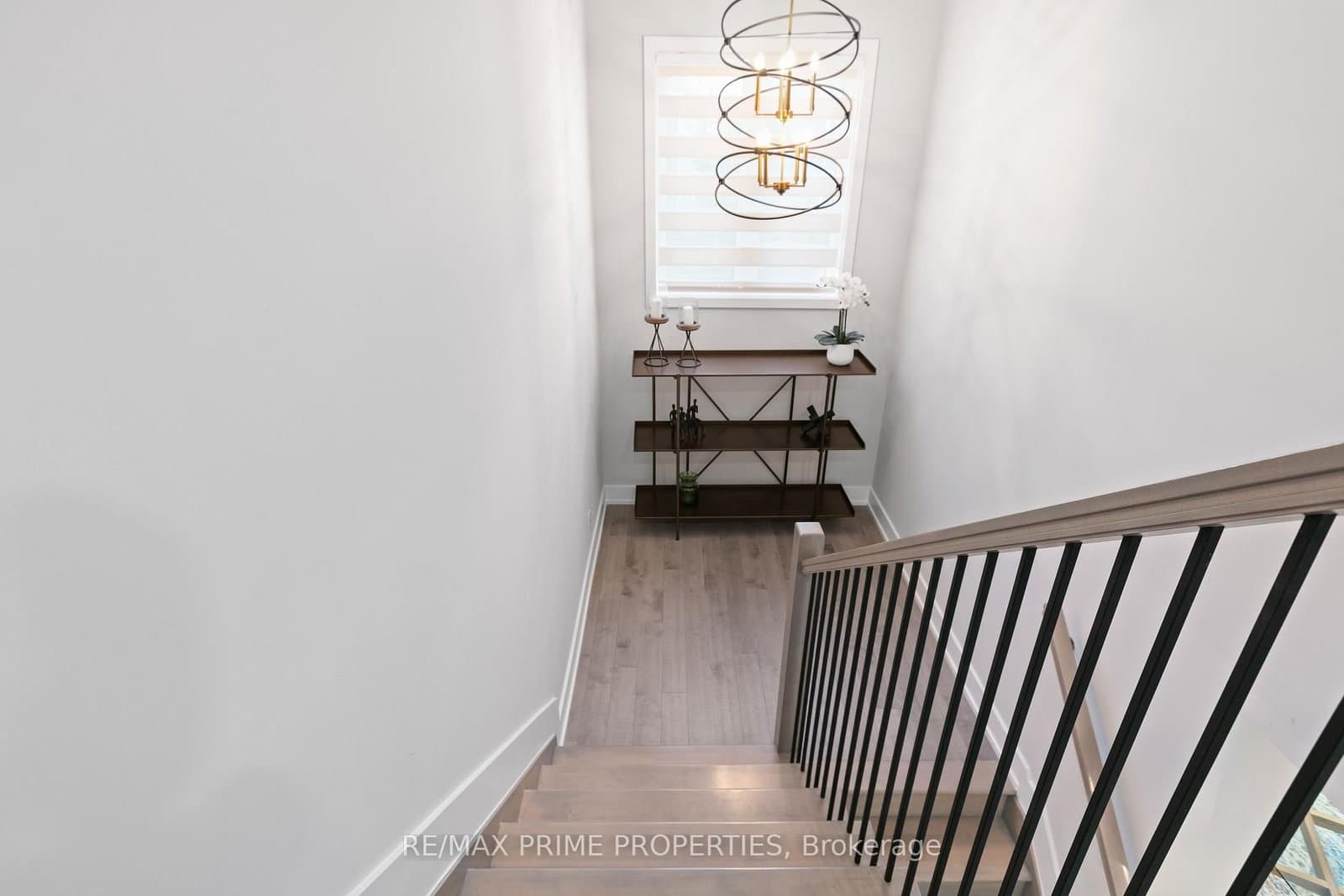 148 Aubrais Crescent thumbnail 15