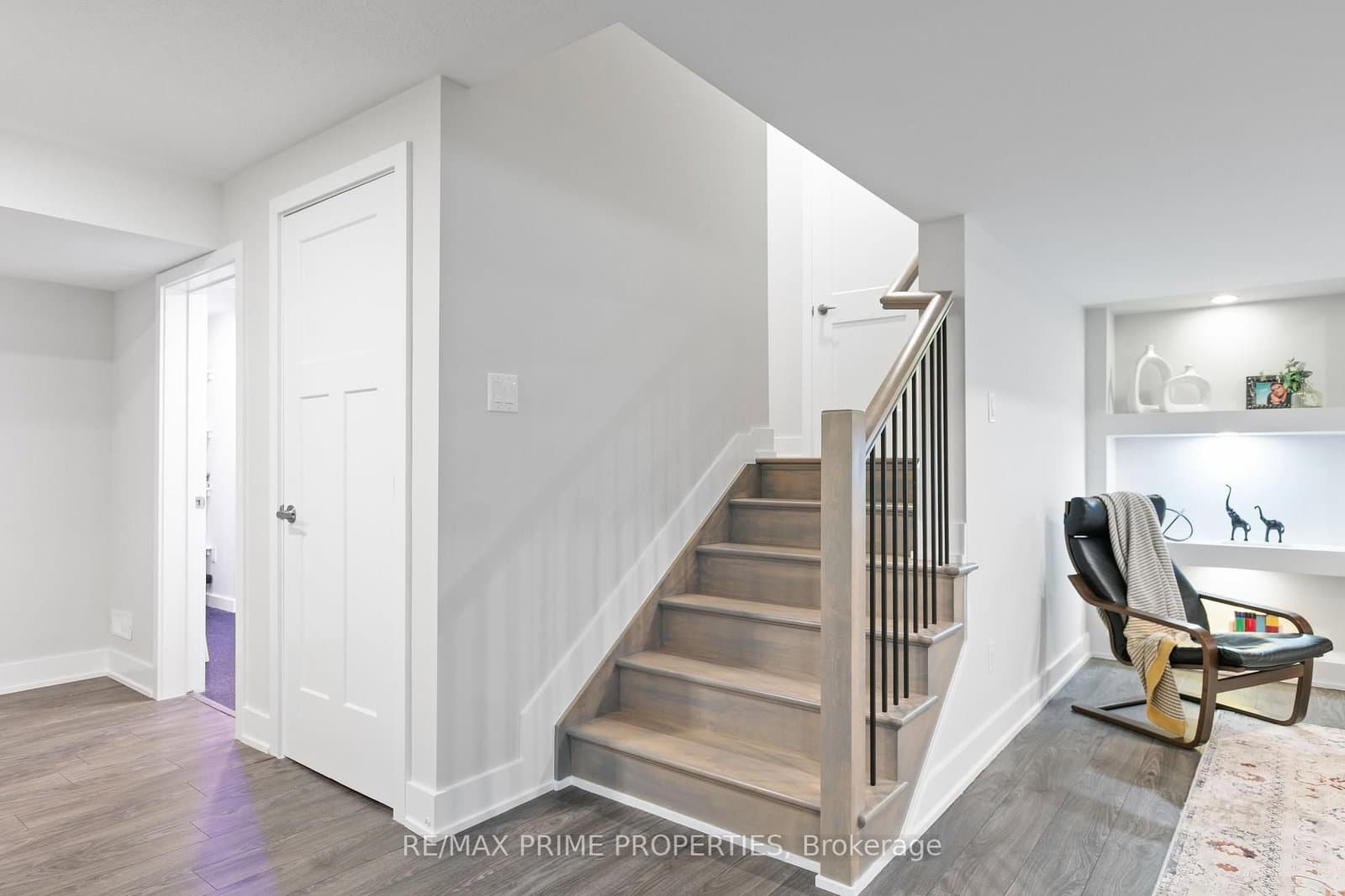 148 Aubrais Crescent thumbnail 27