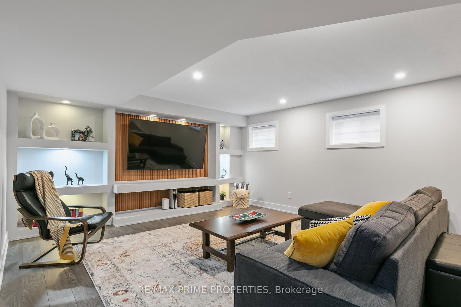 148 Aubrais Crescent thumbnail 28
