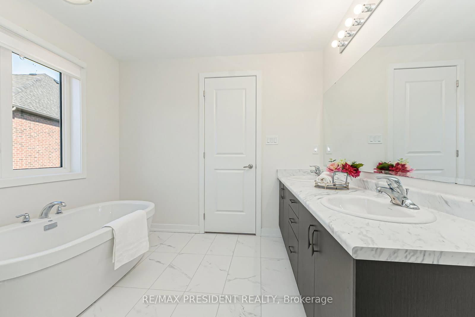 39 Henshaw Drive thumbnail 24