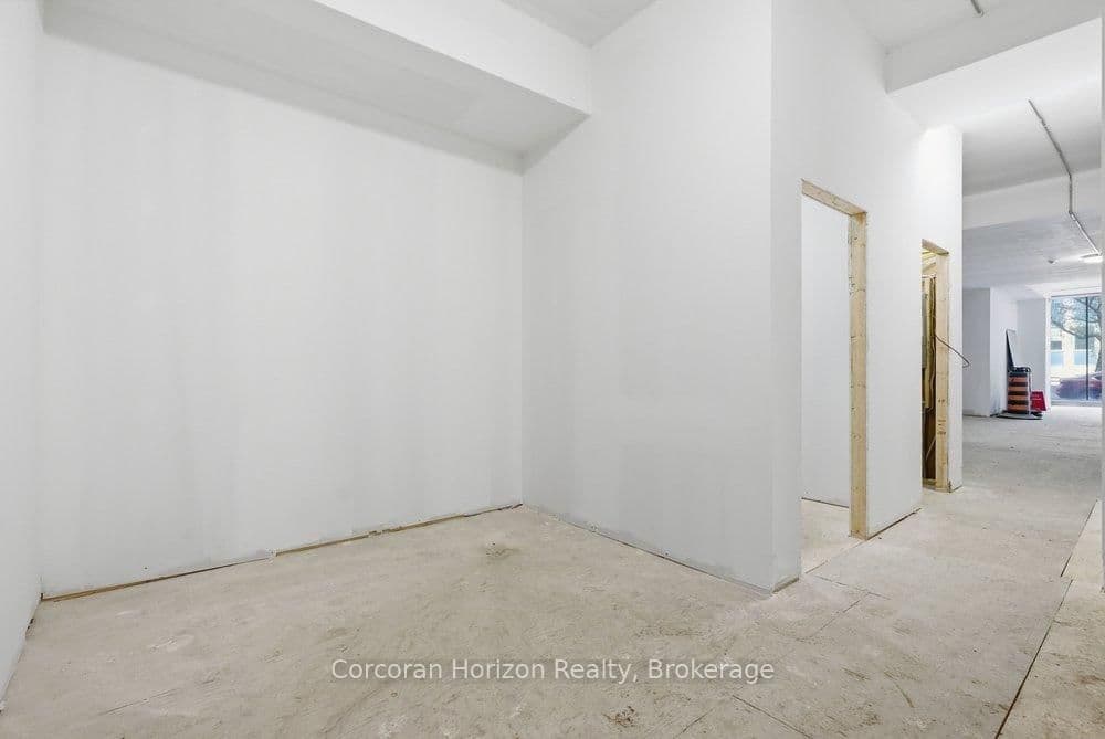 55 John Street S, Unit Main thumbnail 8