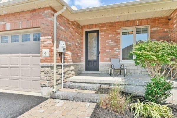 4 Kingfisher Drive thumbnail 4