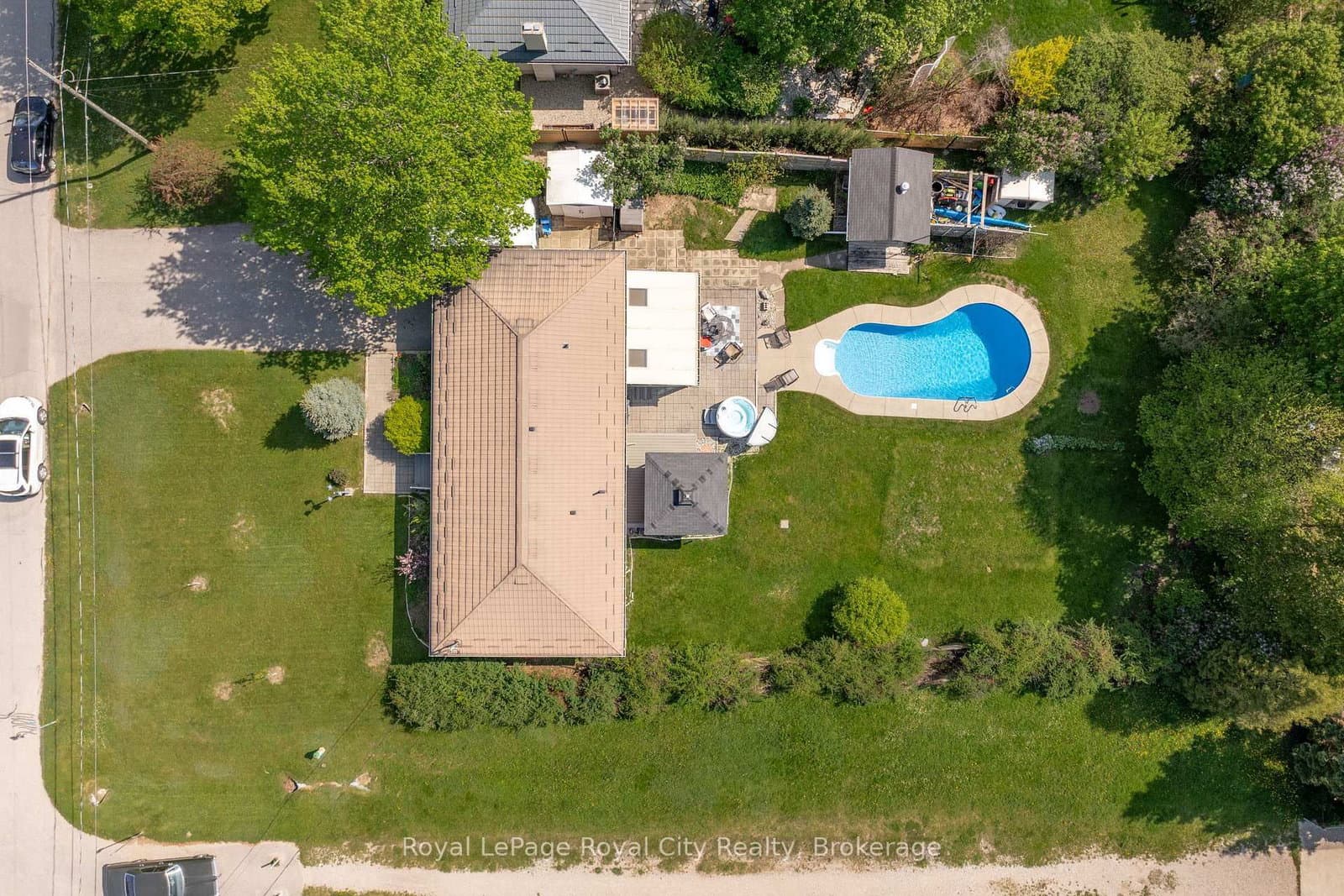 44 Ridgeway Avenue thumbnail 2