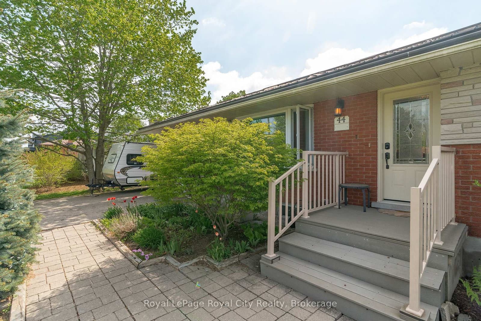 44 Ridgeway Avenue thumbnail 5