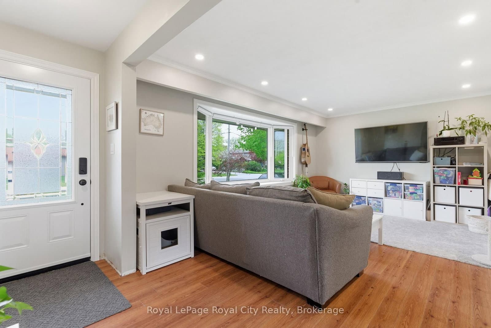 44 Ridgeway Avenue thumbnail 7