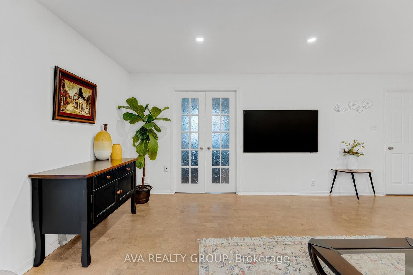 106 Stratas Court N thumbnail 17