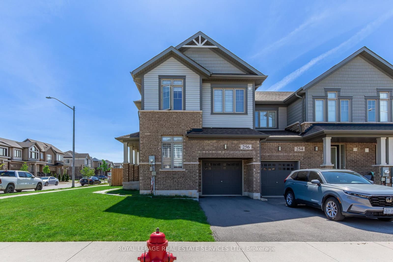 256 Rosebury Way thumbnail 3