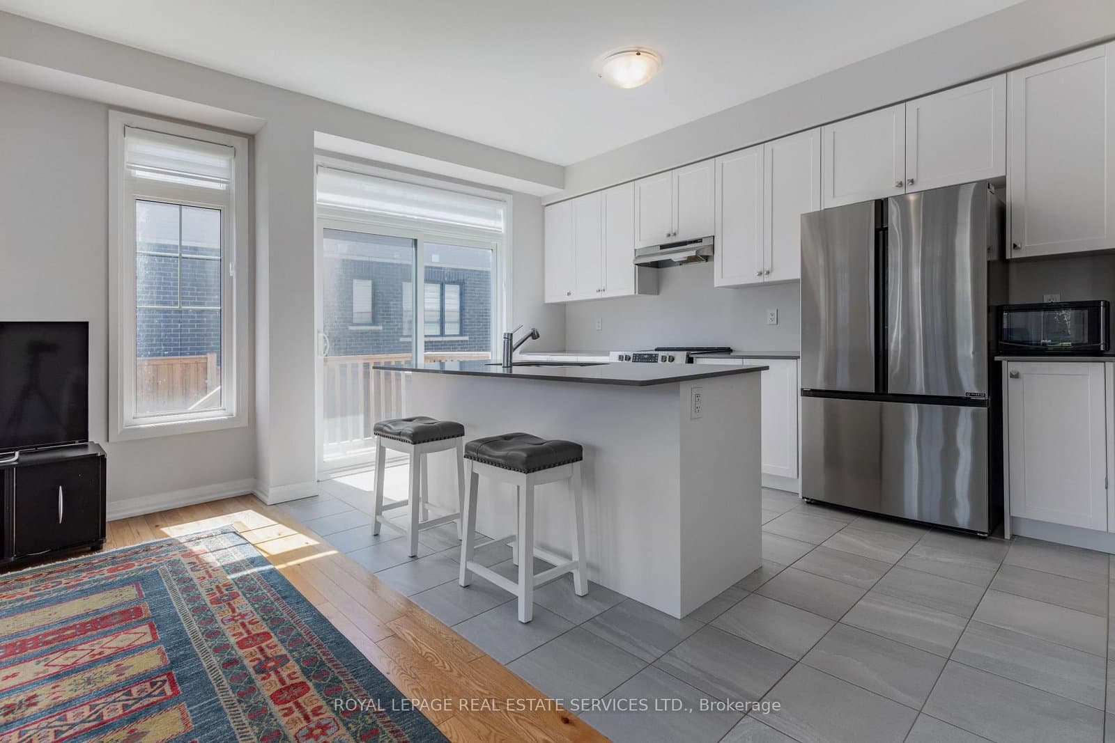 256 Rosebury Way thumbnail 7