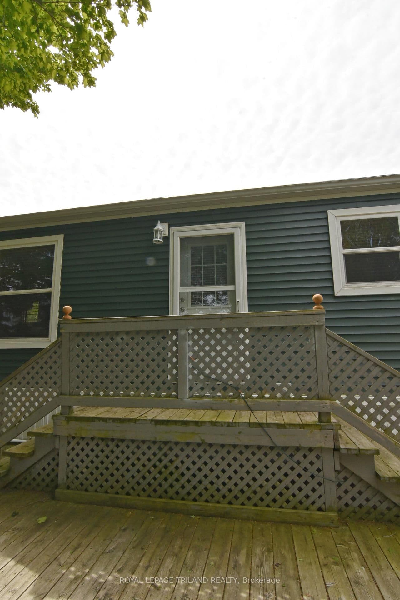9385 IPPERWASH Road, Unit 15 thumbnail 7