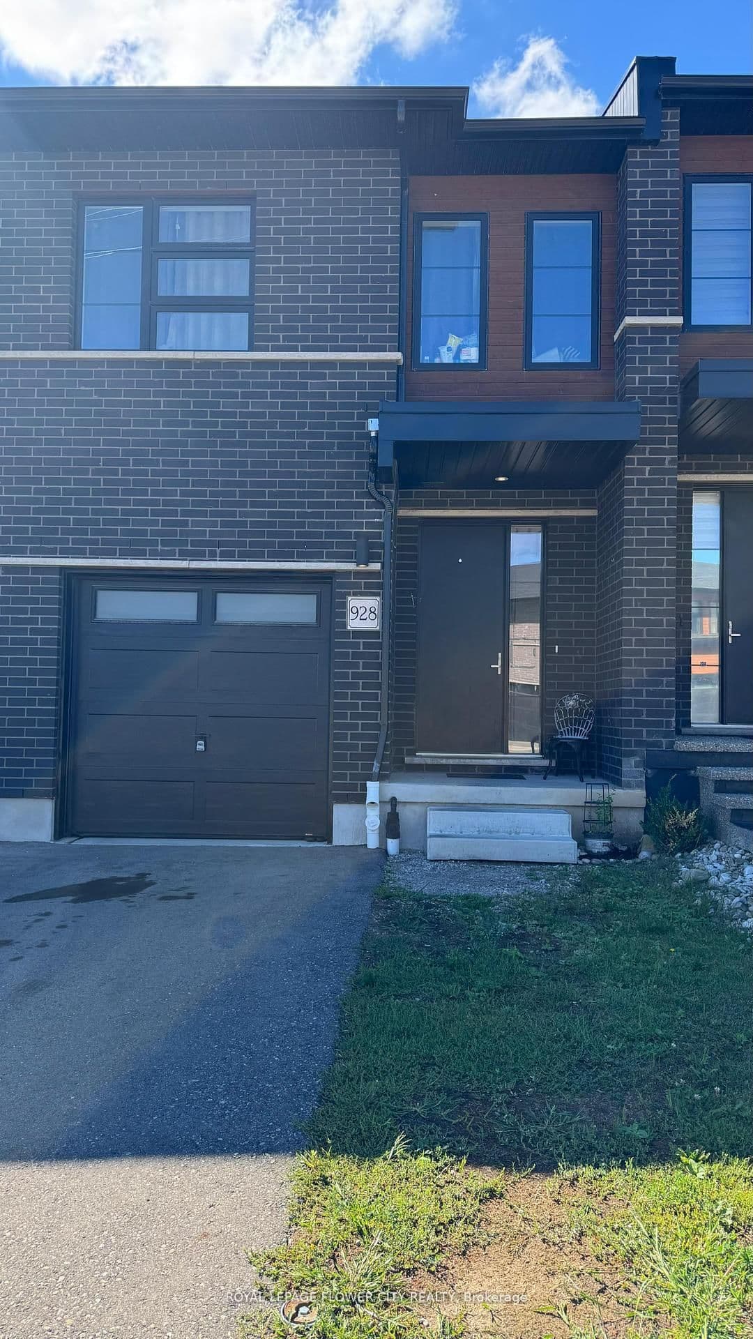 928 Robert Ferrie Drive - Image 1