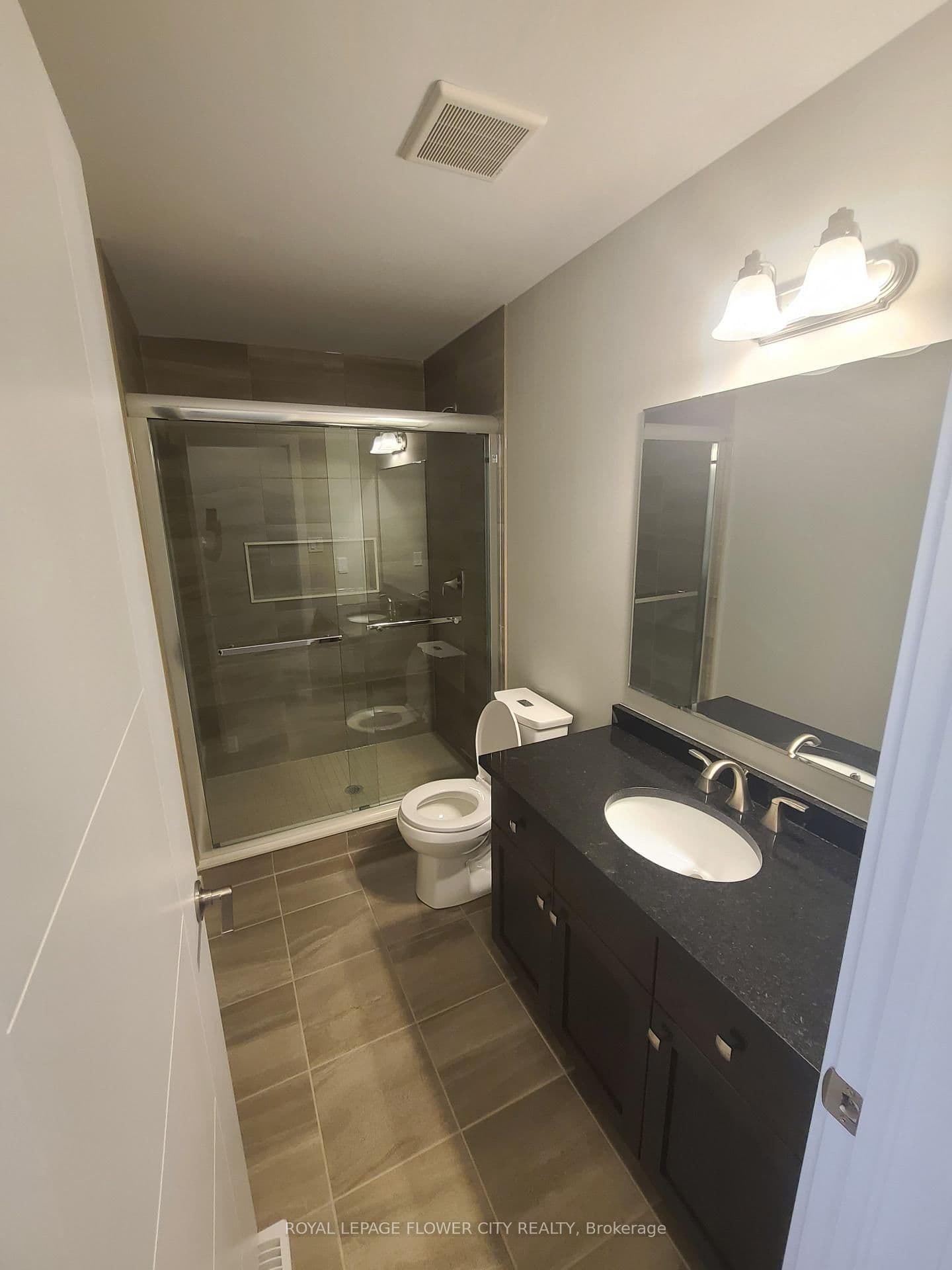 928 Robert Ferrie Drive thumbnail 5
