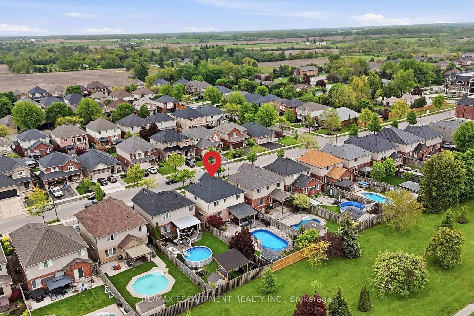 57 Tanglewood Drive thumbnail 3