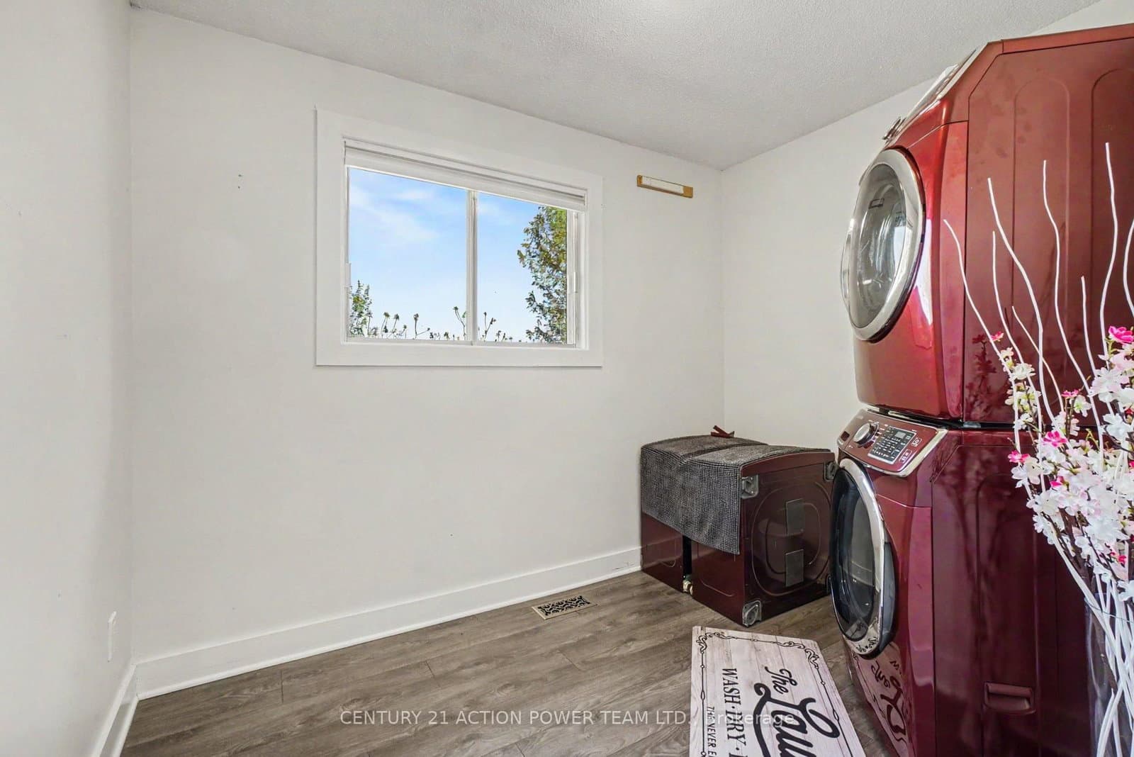2147 Mer Bleue Road thumbnail 16