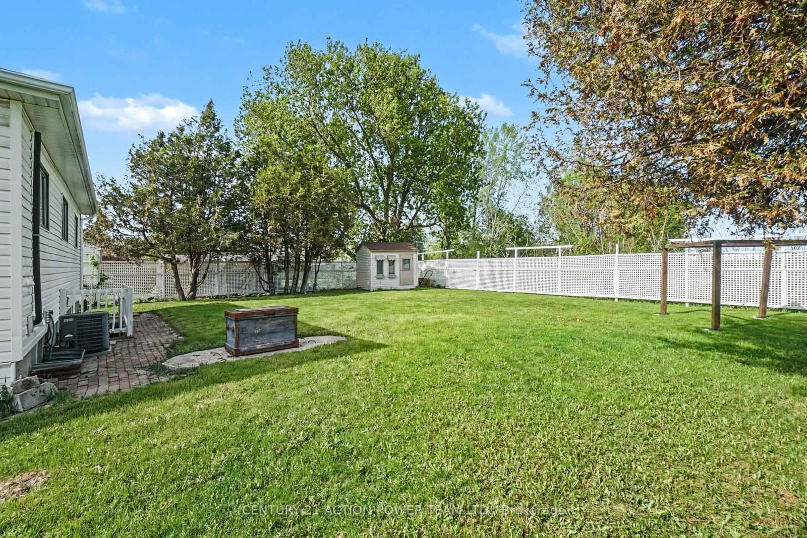 2147 Mer Bleue Road thumbnail 27
