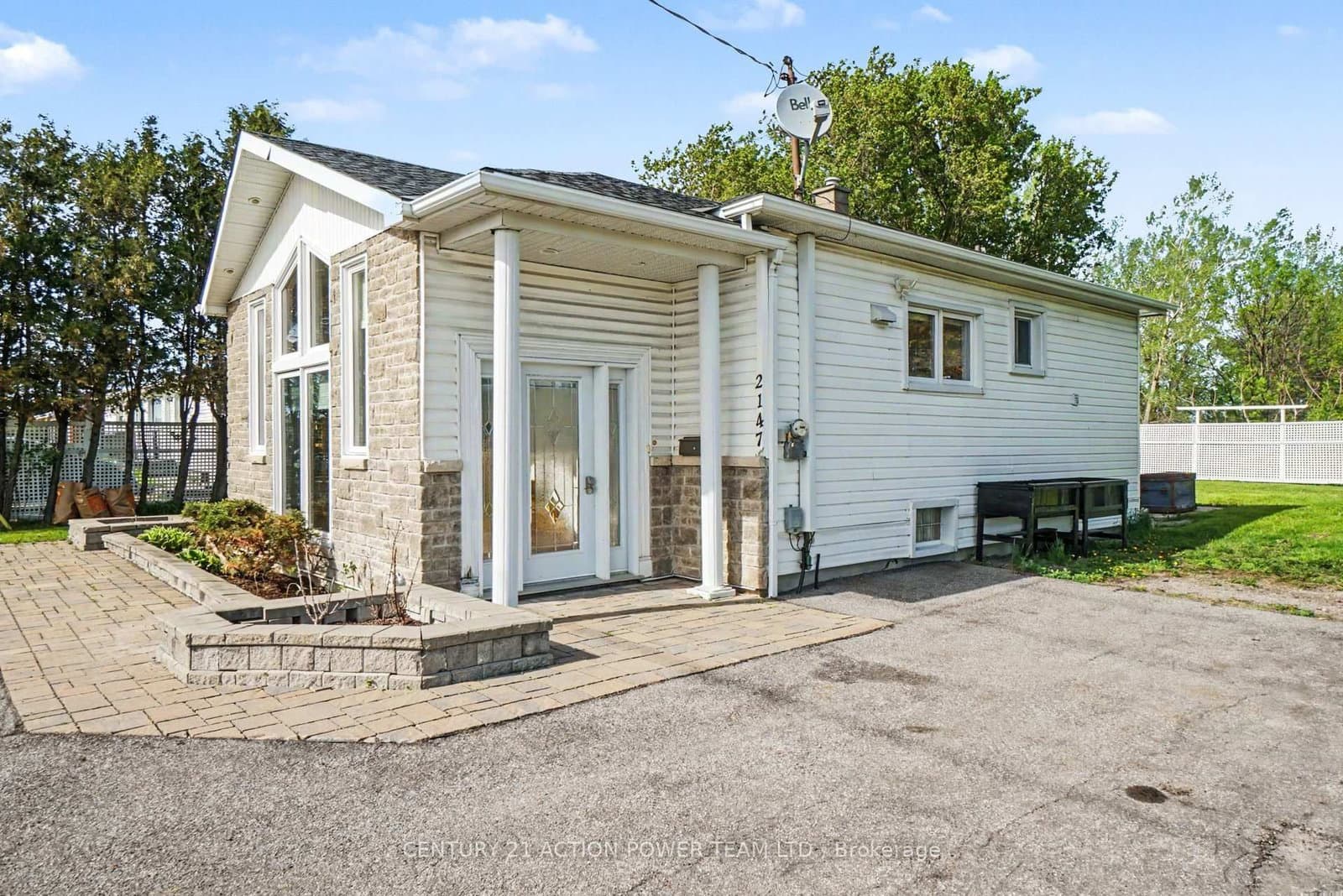 2147 Mer Bleue Road thumbnail 4