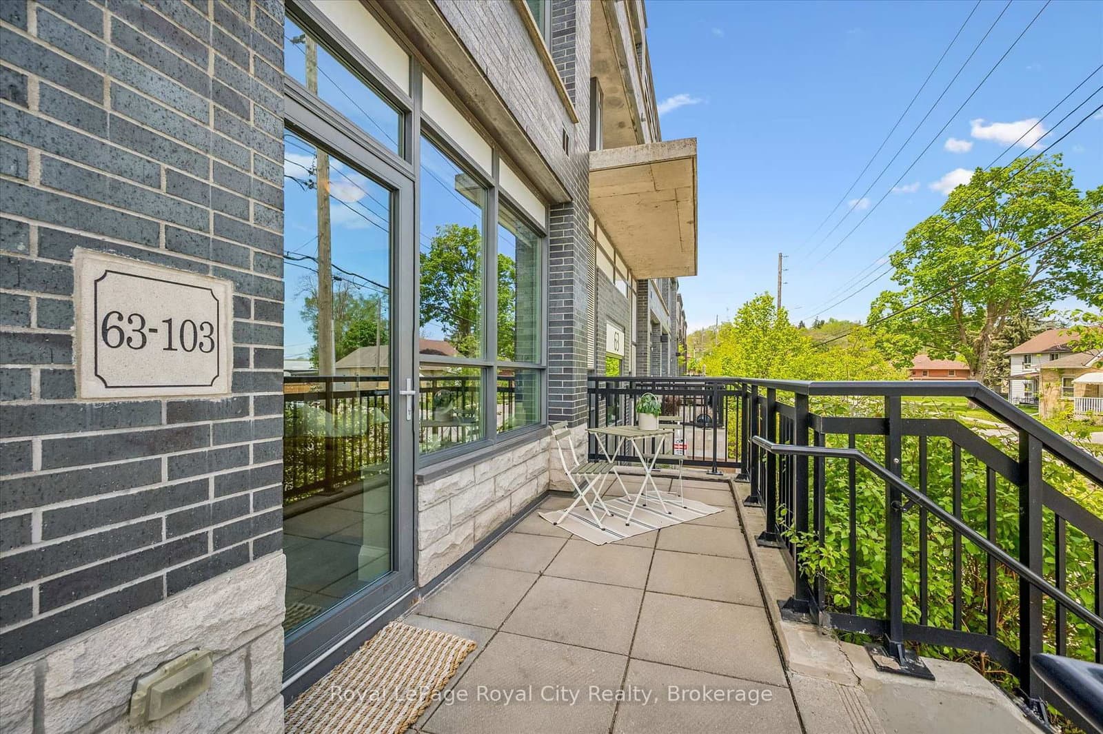 63 Arthur Street S, Unit 103 thumbnail 3