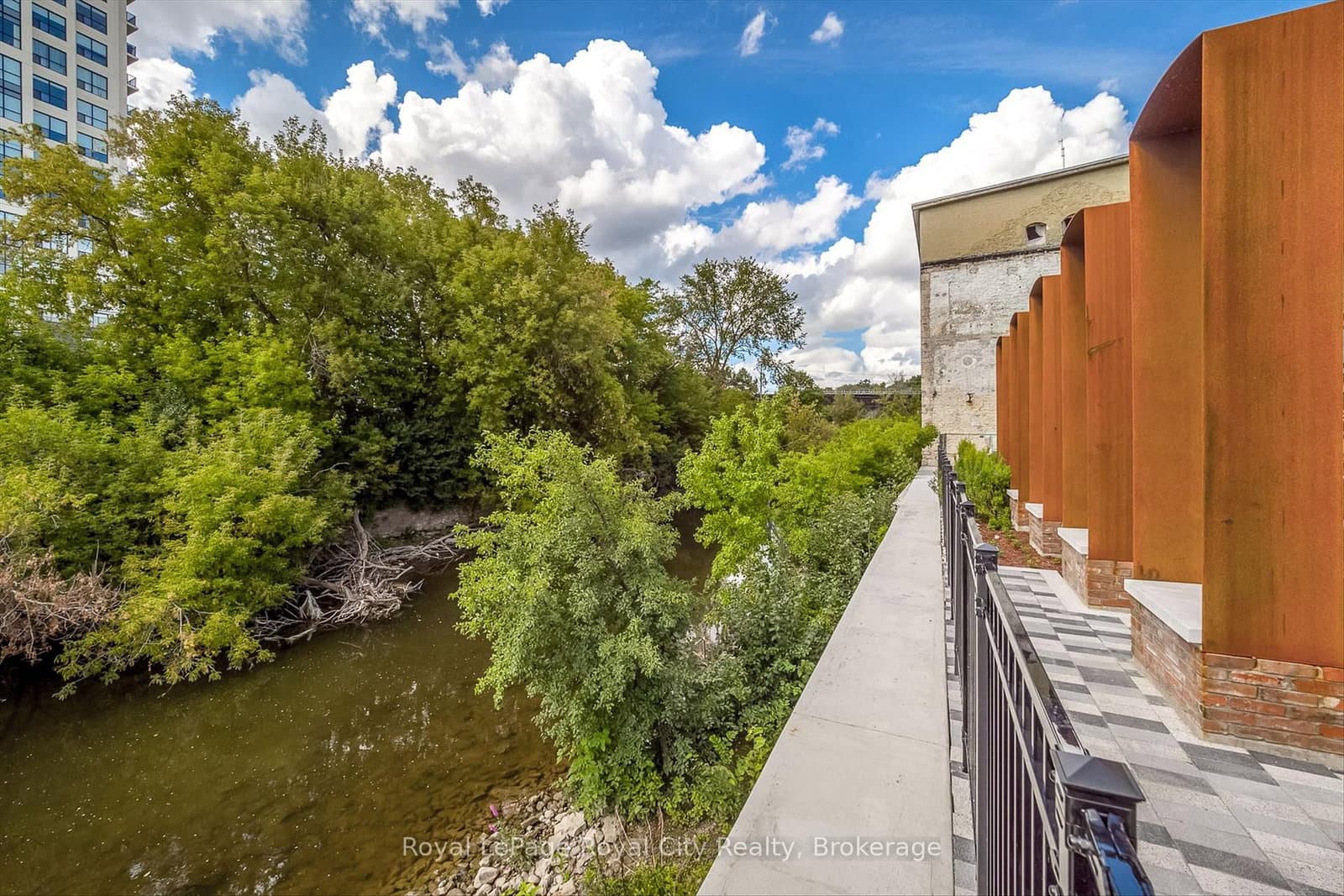 63 Arthur Street S, Unit 103 thumbnail 35
