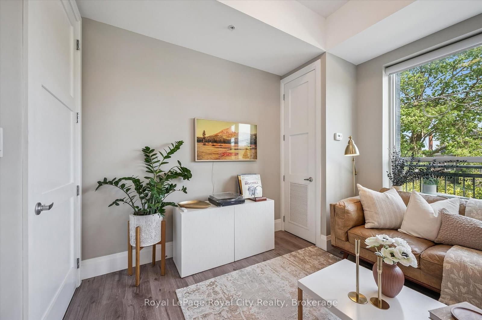 63 Arthur Street S, Unit 103 thumbnail 9