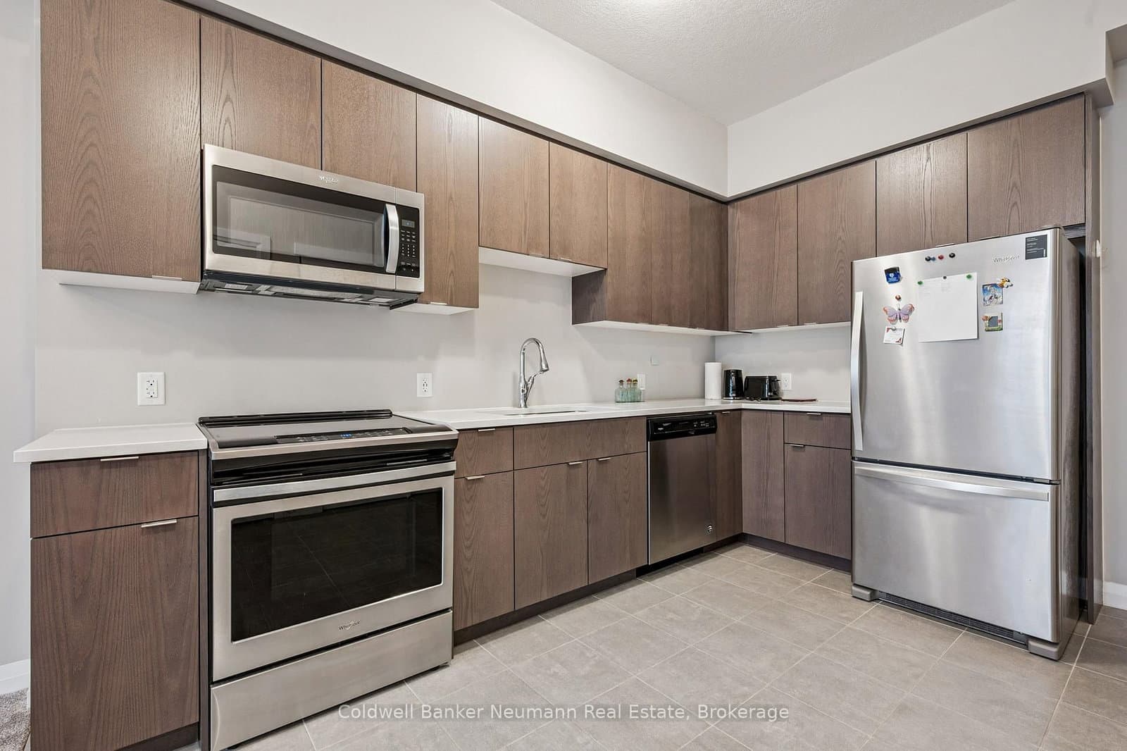 73 Arthur Street S, Unit 410 thumbnail 13