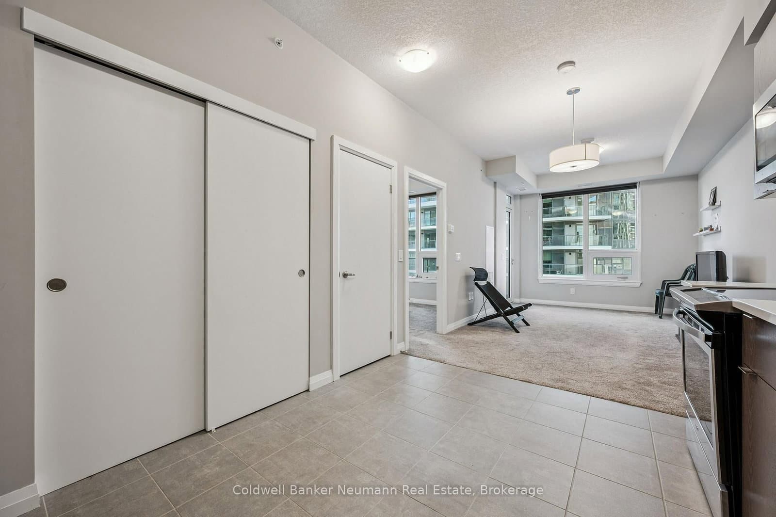 73 Arthur Street S, Unit 410 thumbnail 15