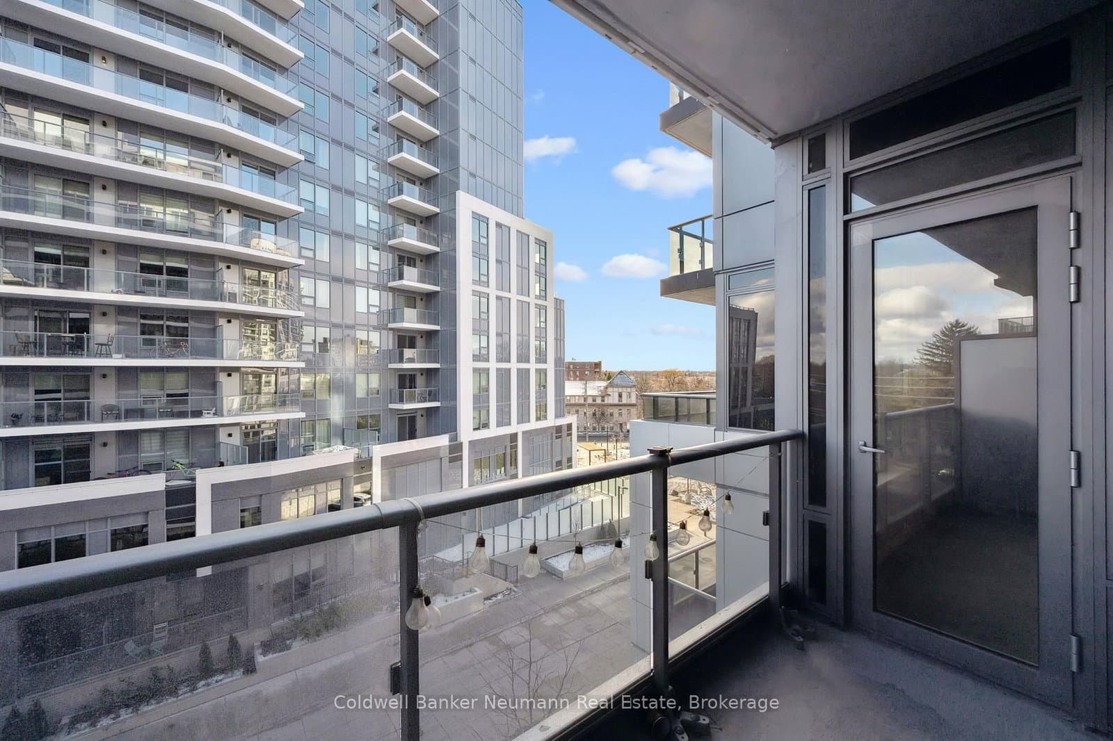 73 Arthur Street S, Unit 410 thumbnail 22