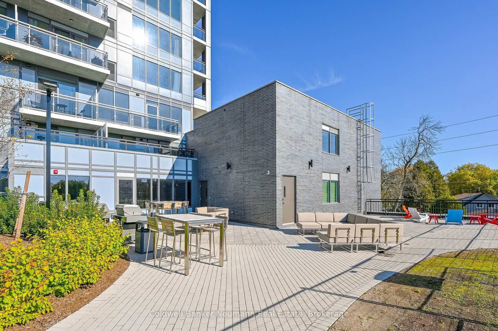 73 Arthur Street S, Unit 410 thumbnail 25