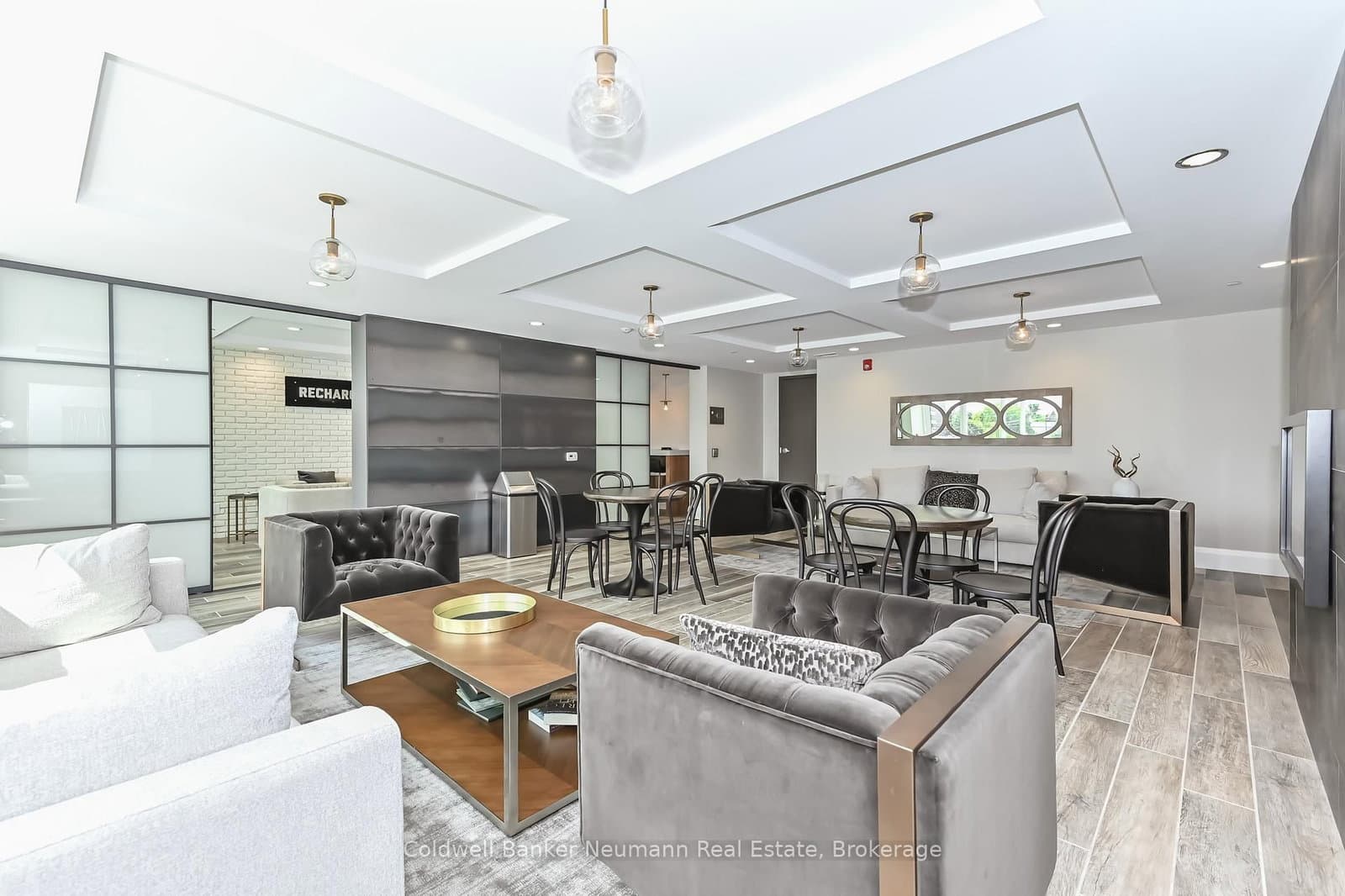 73 Arthur Street S, Unit 410 thumbnail 34