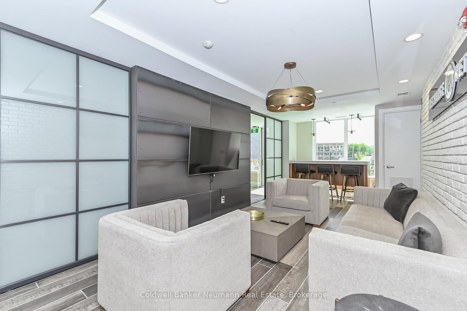 73 Arthur Street S, Unit 410 thumbnail 35