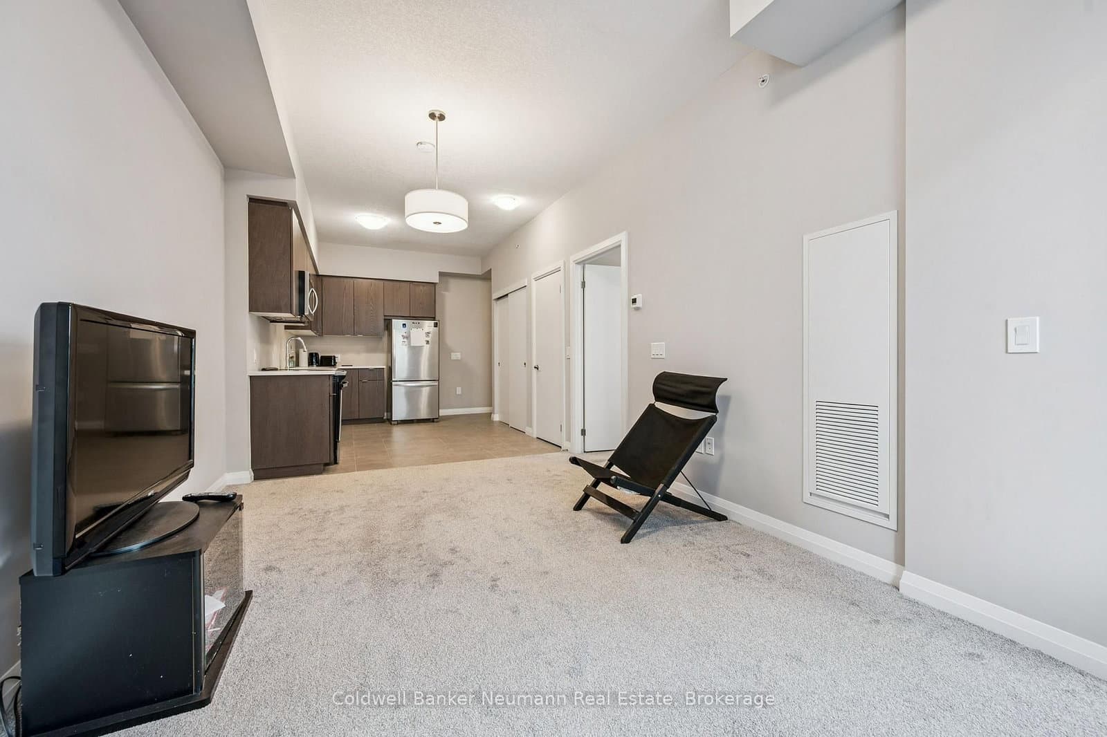 73 Arthur Street S, Unit 410 thumbnail 9