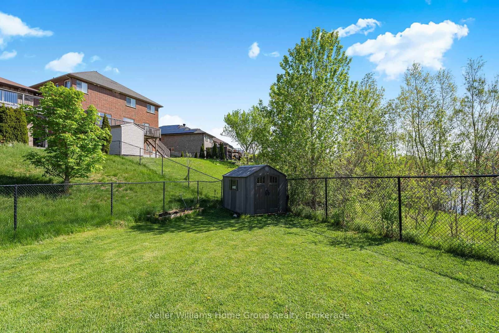 177 Watson Road N thumbnail 3