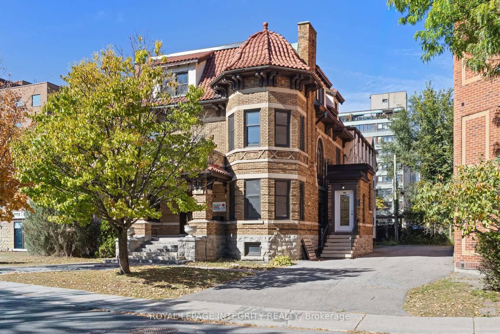 307 Gilmour Street - Image 1