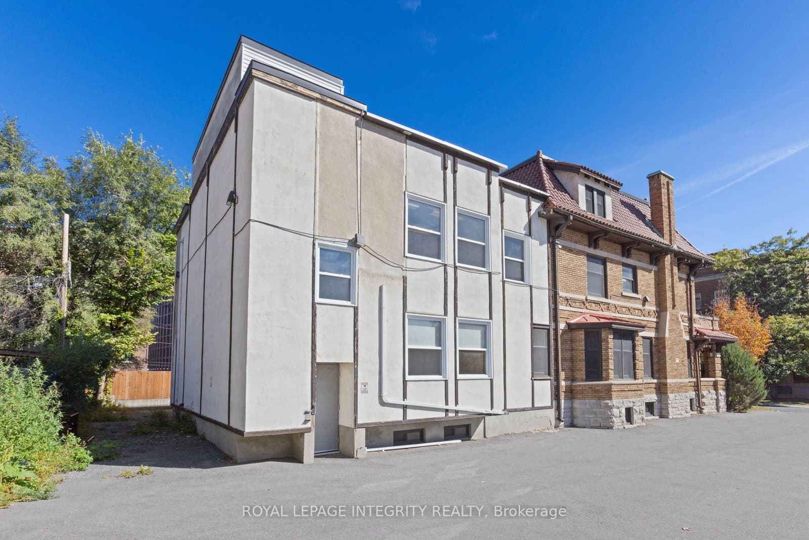 307 Gilmour Street thumbnail 3