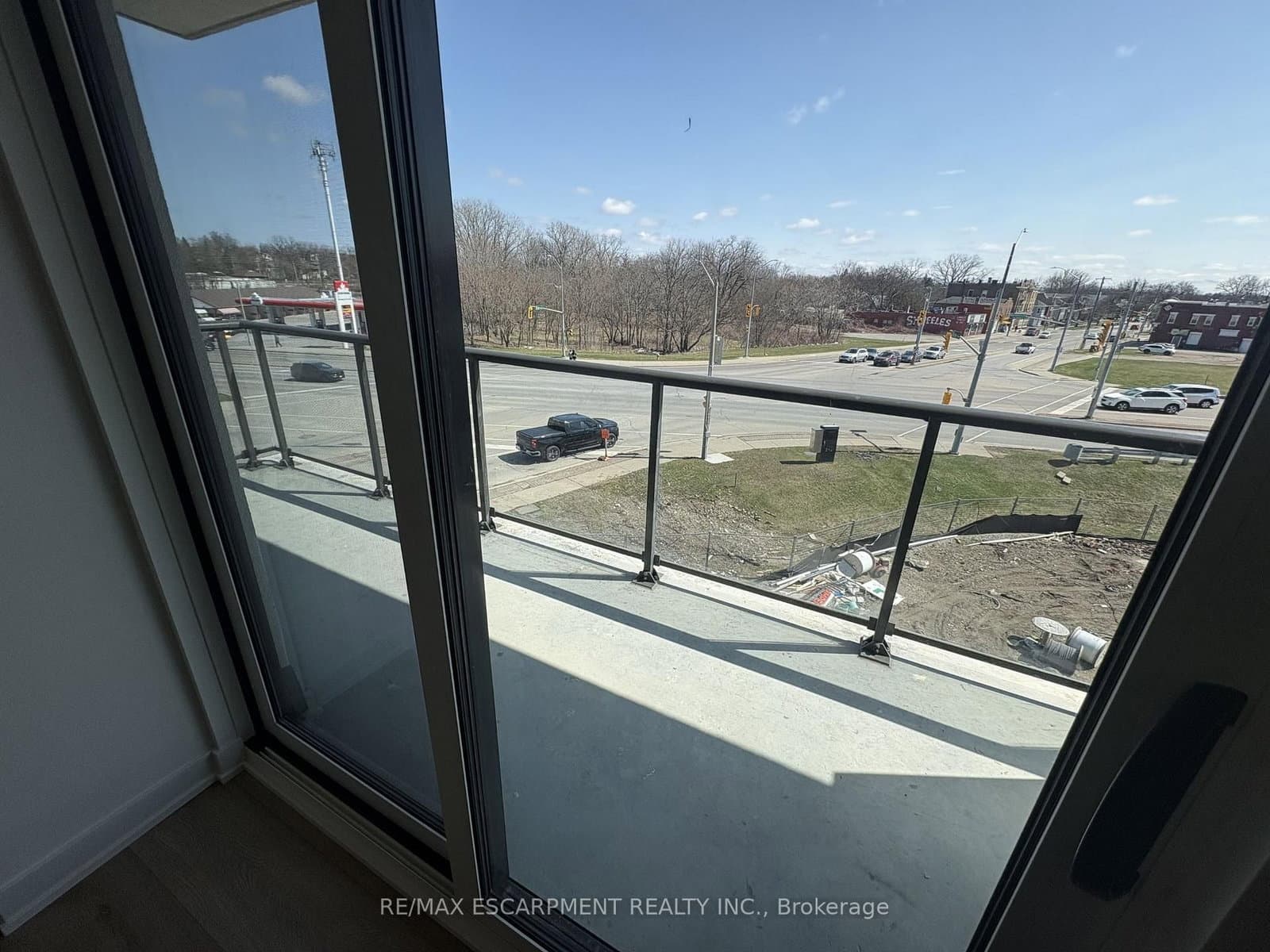 33 Erie Avenue, Unit 307 thumbnail 4