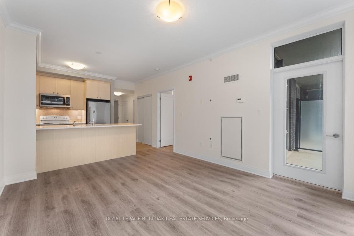 10 Concord Place, Unit 213 thumbnail 10