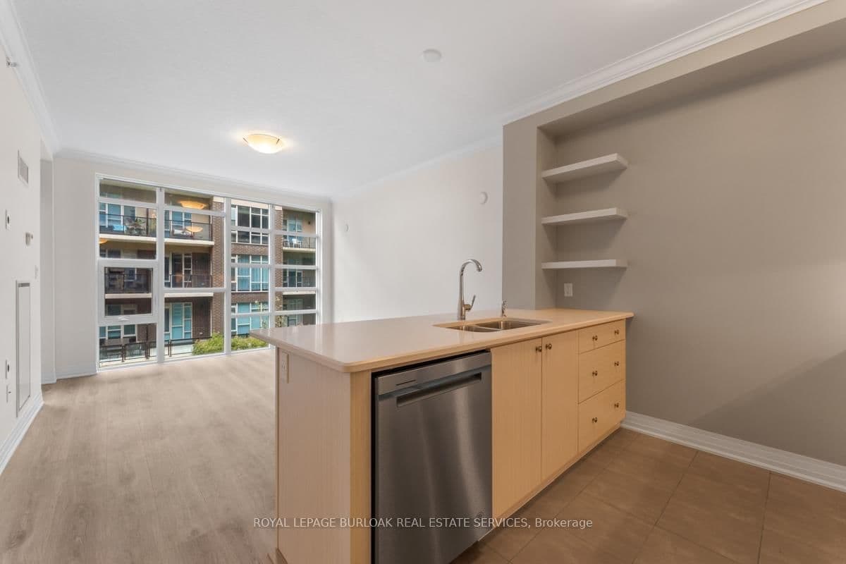 10 Concord Place, Unit 213 thumbnail 12