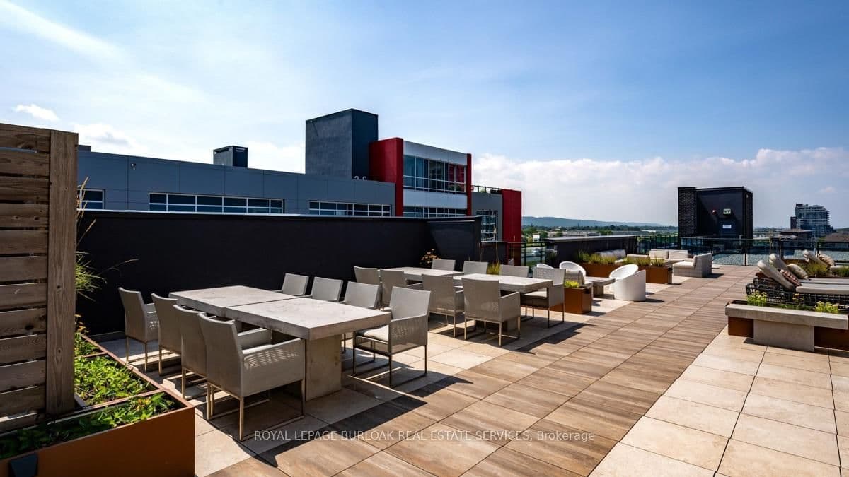 10 Concord Place, Unit 213 thumbnail 32