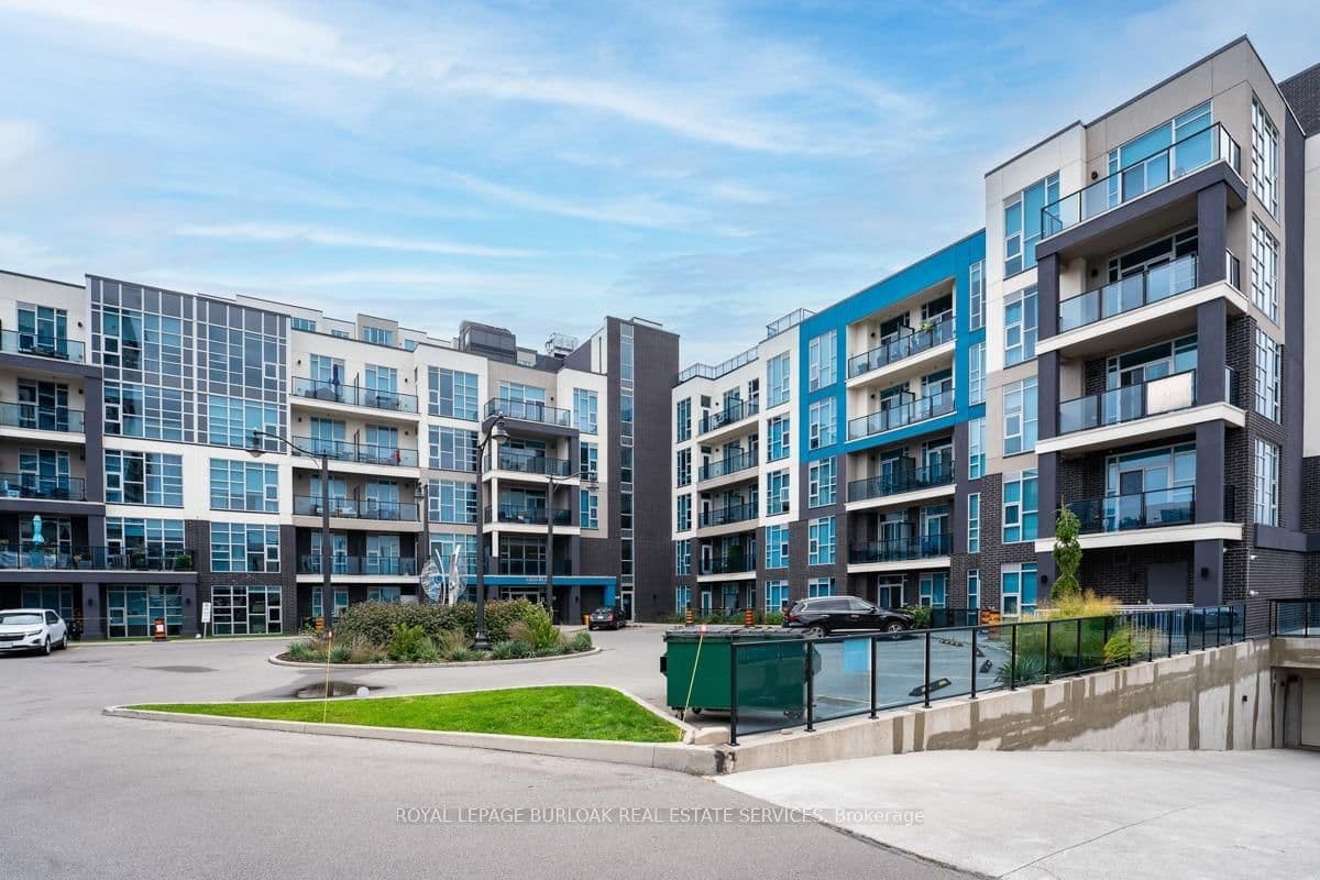 10 Concord Place, Unit 213 thumbnail 4