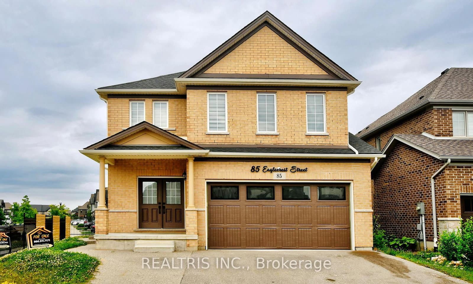 85 Eaglecrest Street, Unit Lower thumbnail 2