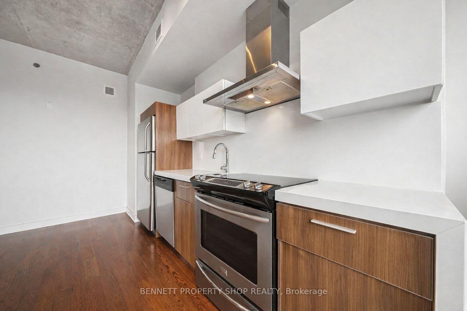 360 McLeod Street, Unit 507 thumbnail 5
