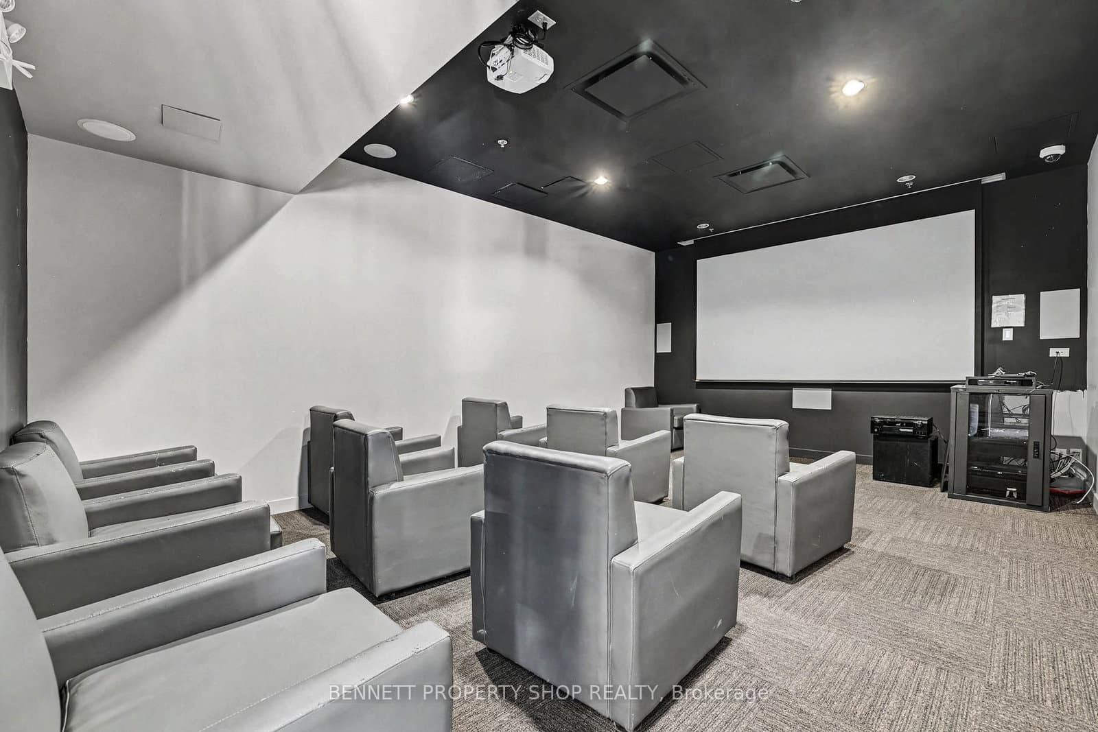 360 McLeod Street, Unit 507 thumbnail 9