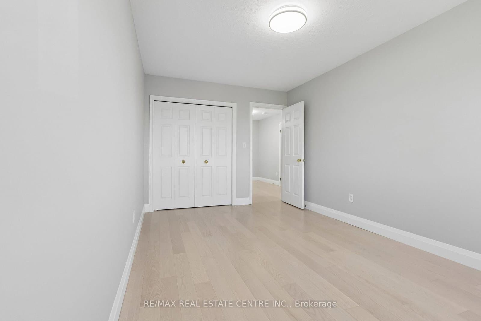 125 Flaherty Drive thumbnail 35