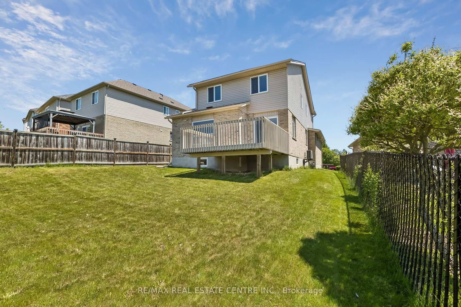 125 Flaherty Drive thumbnail 44