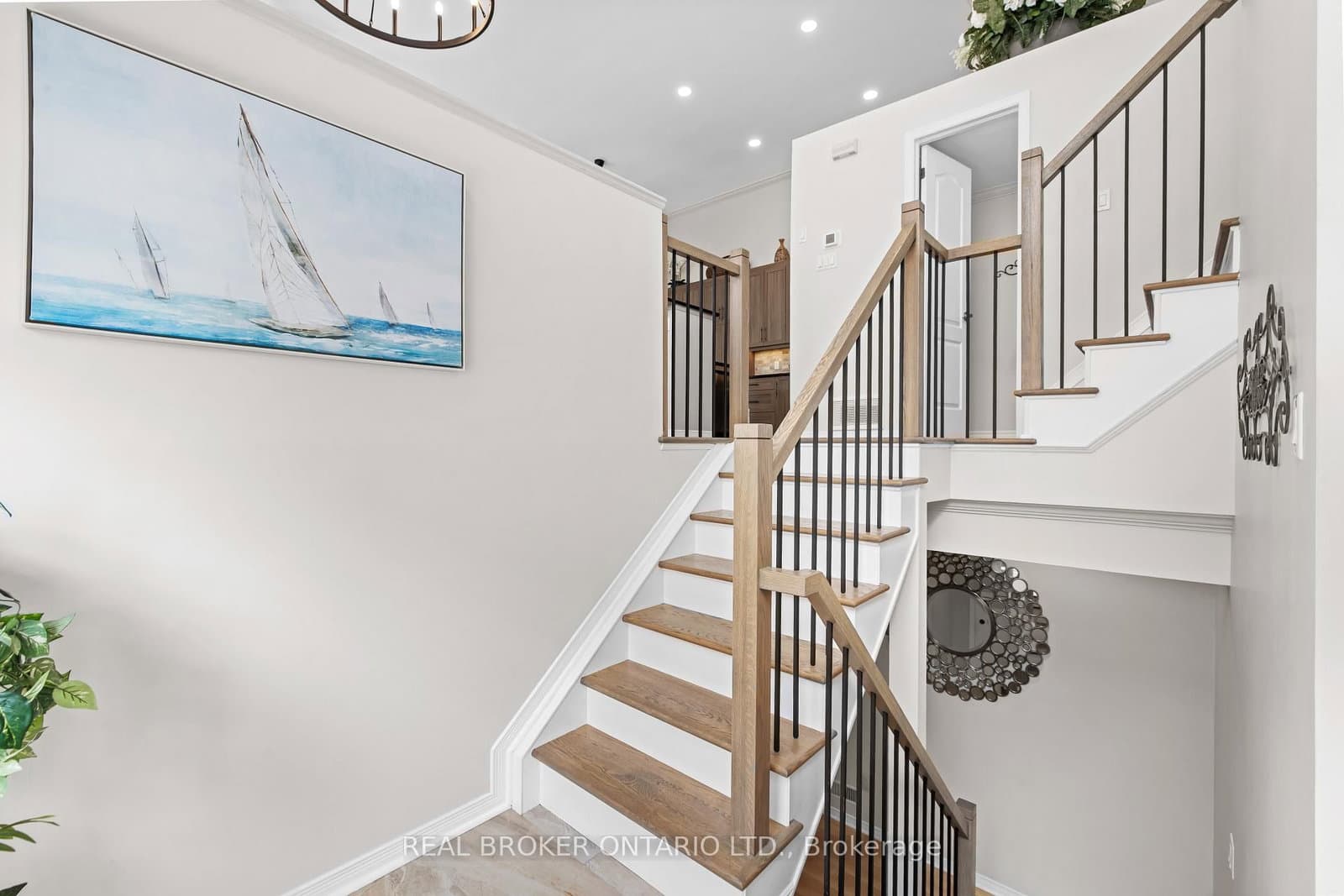 124 Macassa Circle thumbnail 6