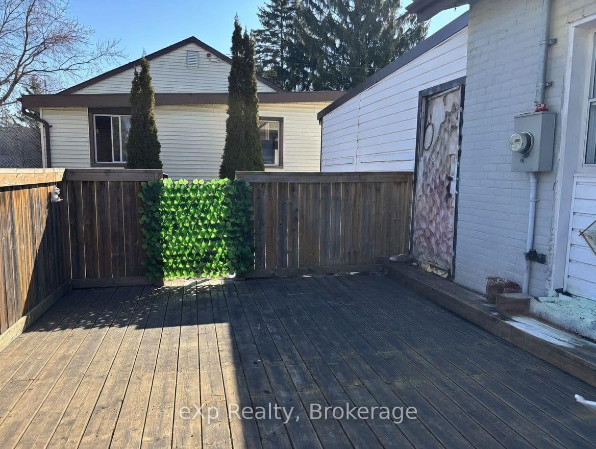 385 11th Avenue thumbnail 6