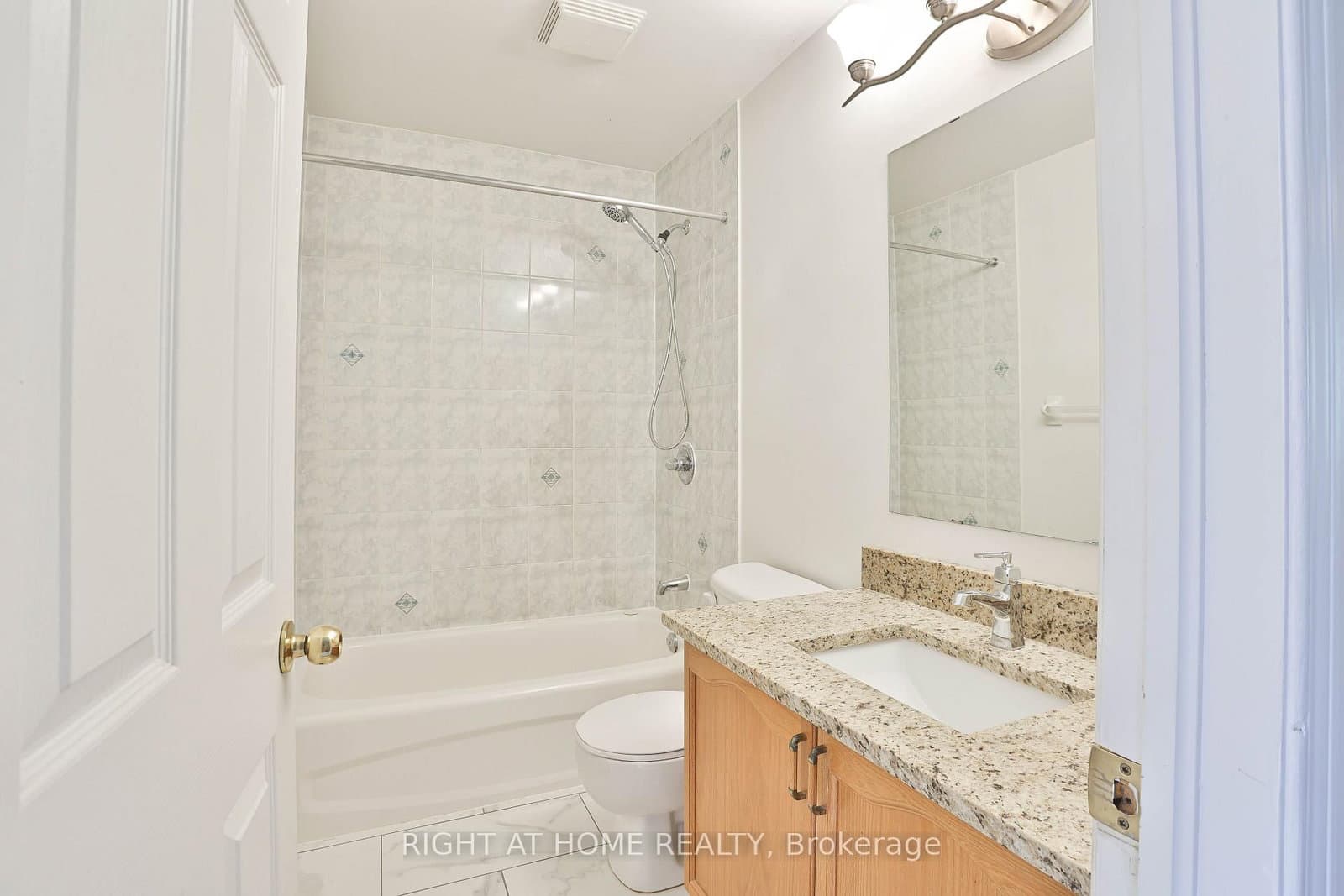 142 Lilibet Crescent E thumbnail 20